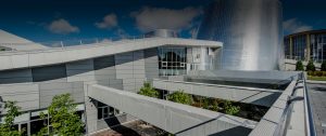 Réalisation Toits Vertige. Conception de toits verts et d'un toit-terrasse pour le Planétarium Rio Tinto Montréal.