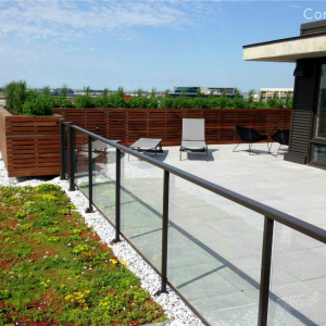 Toit vert et terrasse sur toit condos Montréal.